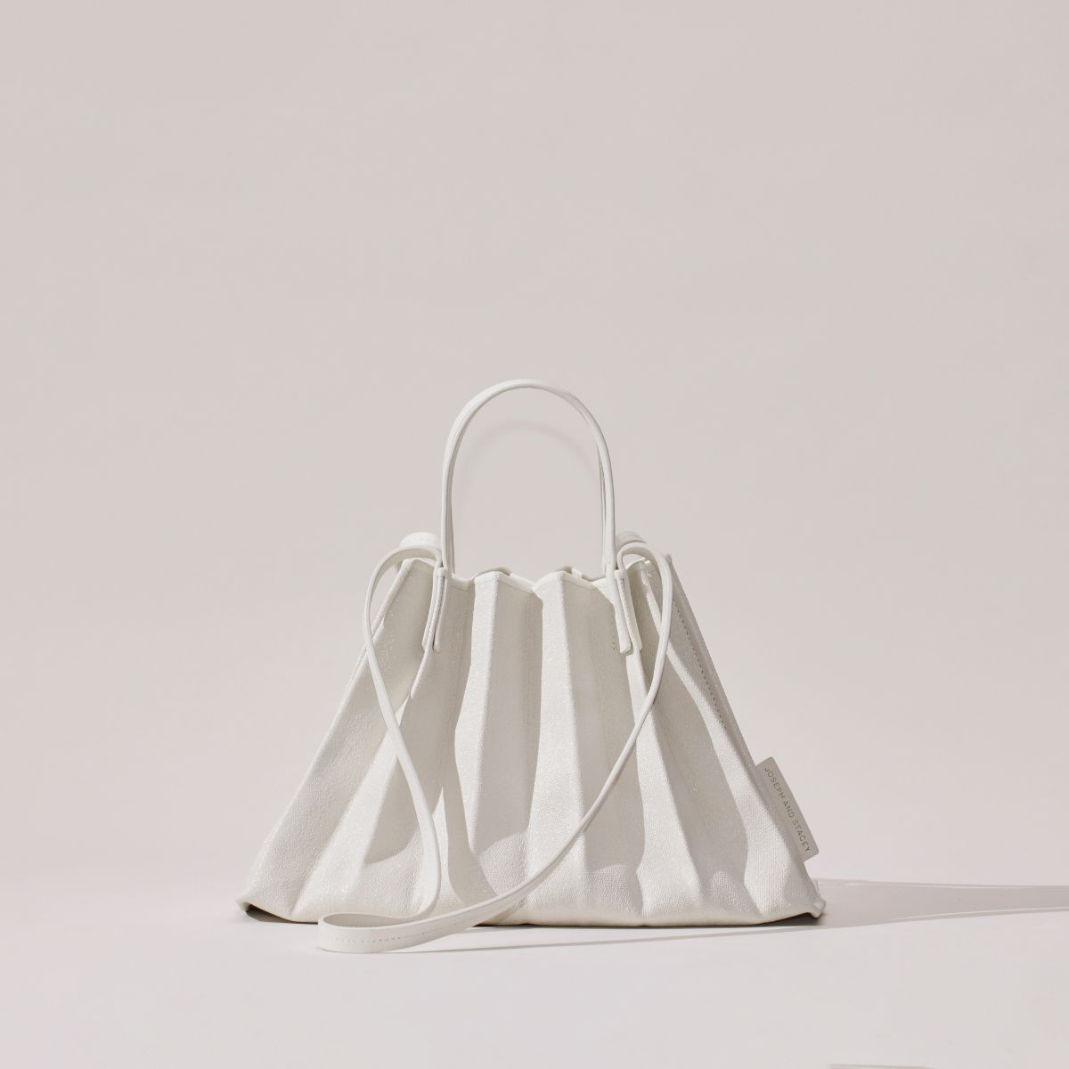 ラッキープリーツキャンバスコーテッド(S) クリーム