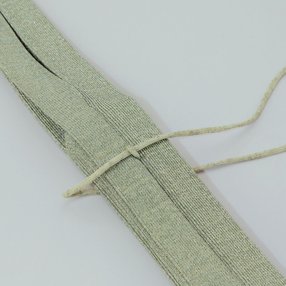 ラッキープリーツニットスターリー(M) ポンドグリーン