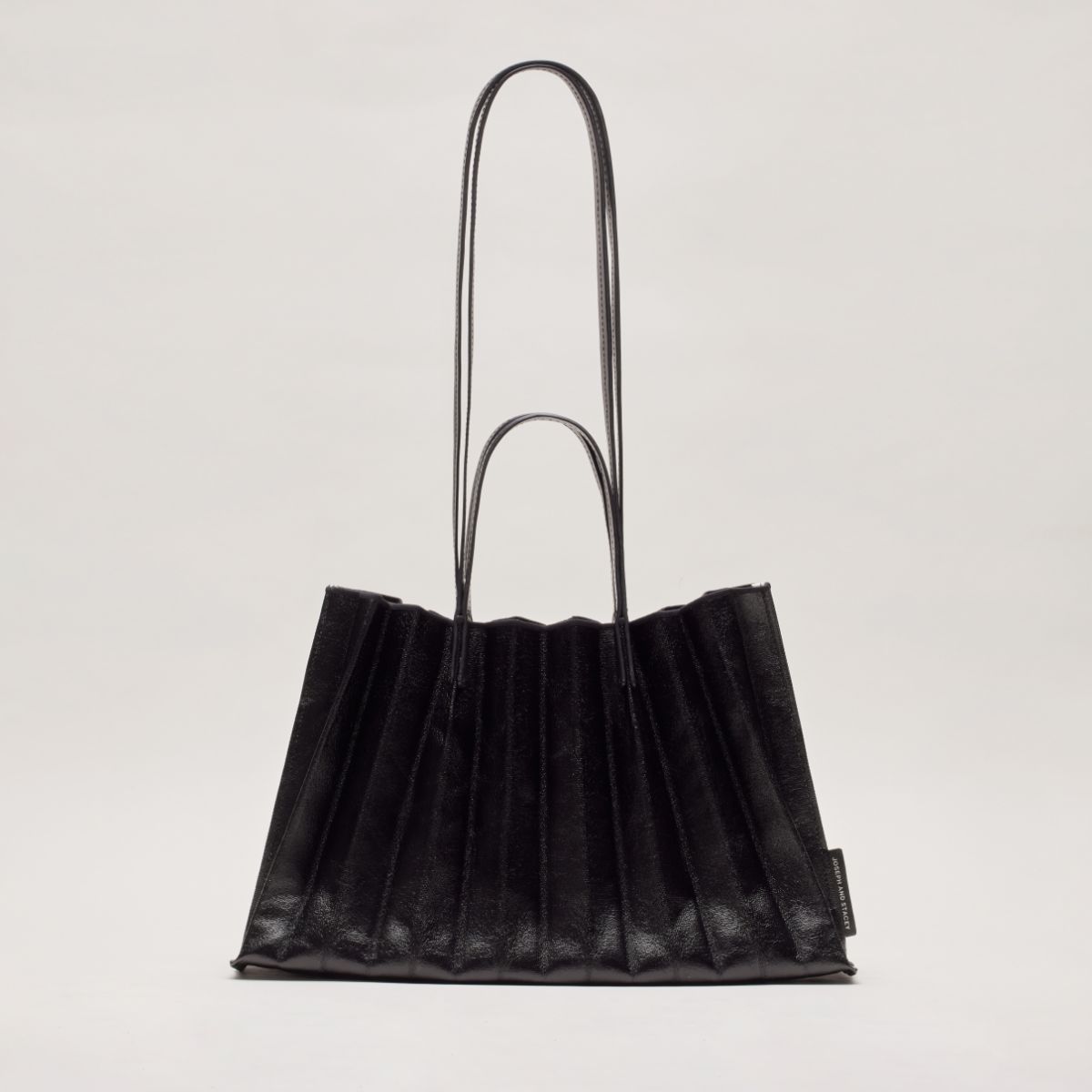 ラッキープリーツキャンバスコーテッド(L) マットブラック