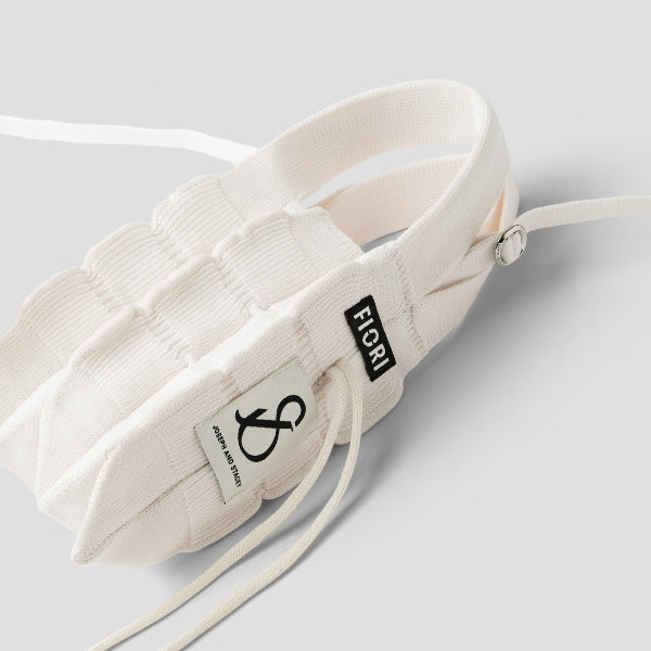 ラッキープリーツニットミ二クロスフィオーリ クリームホワイト