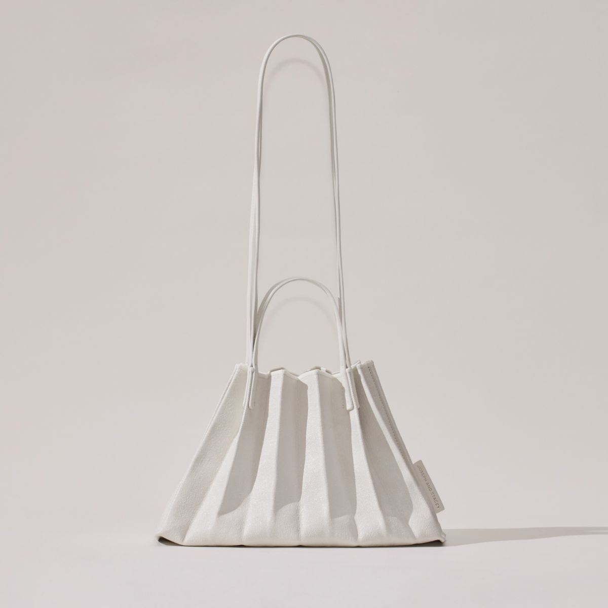 ラッキープリーツキャンバスコーテッド(S) クリーム