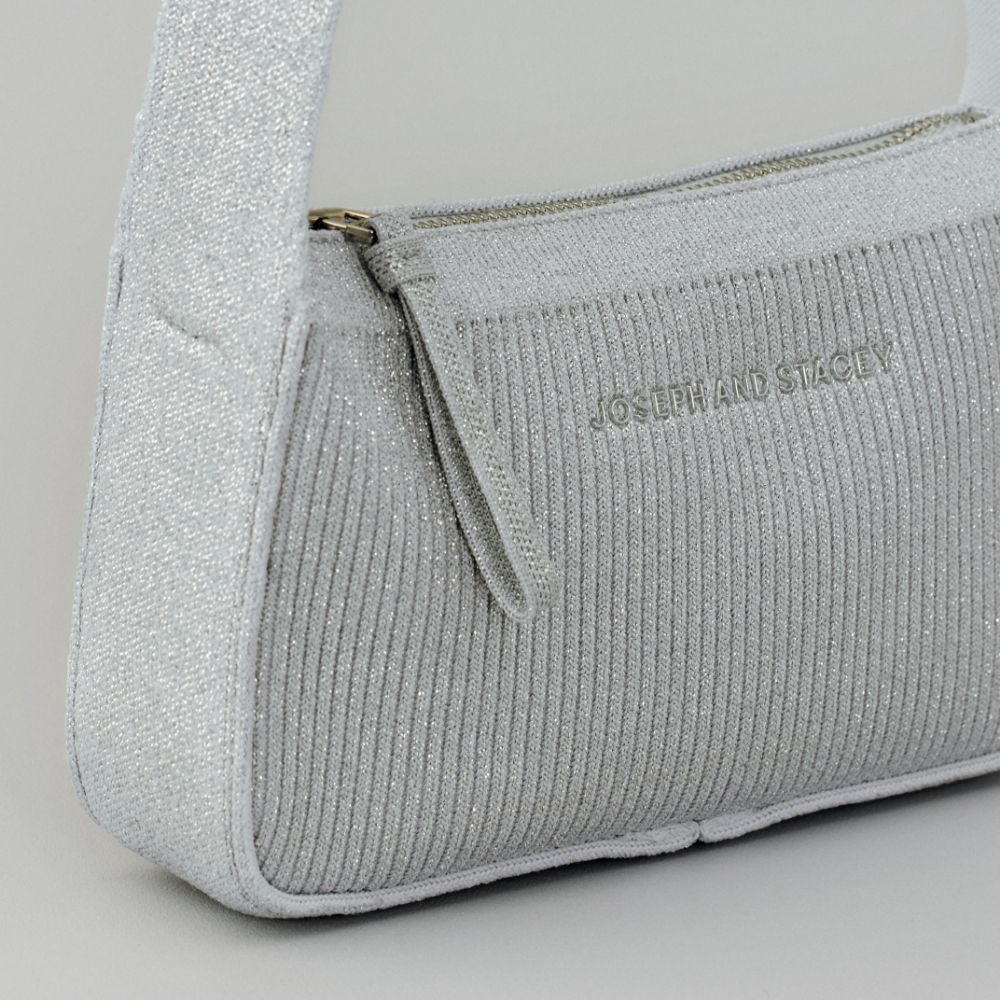 ラッキープリーツニットアートンニットショルダーバッグスターリー(S) ライトプラチナ