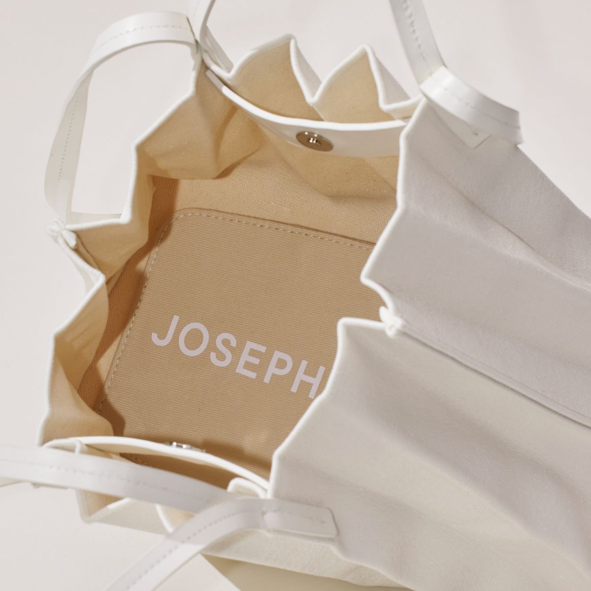 ラッキープリーツキャンバスコーテッド(S) クリーム