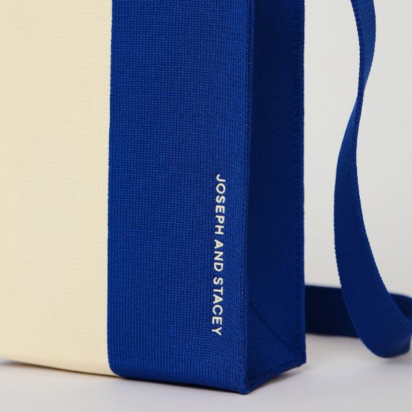 ラッキープリーツニットラティスニットクロスバッグ(S) ストライプアイボリーオンブルー