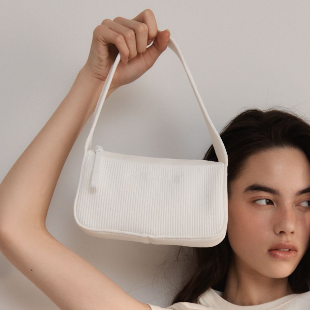 ラッキープリーツニットアートンニットショルダーバッグスターリー(S) ミルキーホワイト