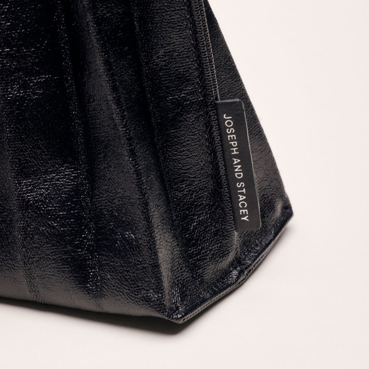 ラッキープリーツキャンバスコーテッド(S) マットブラック