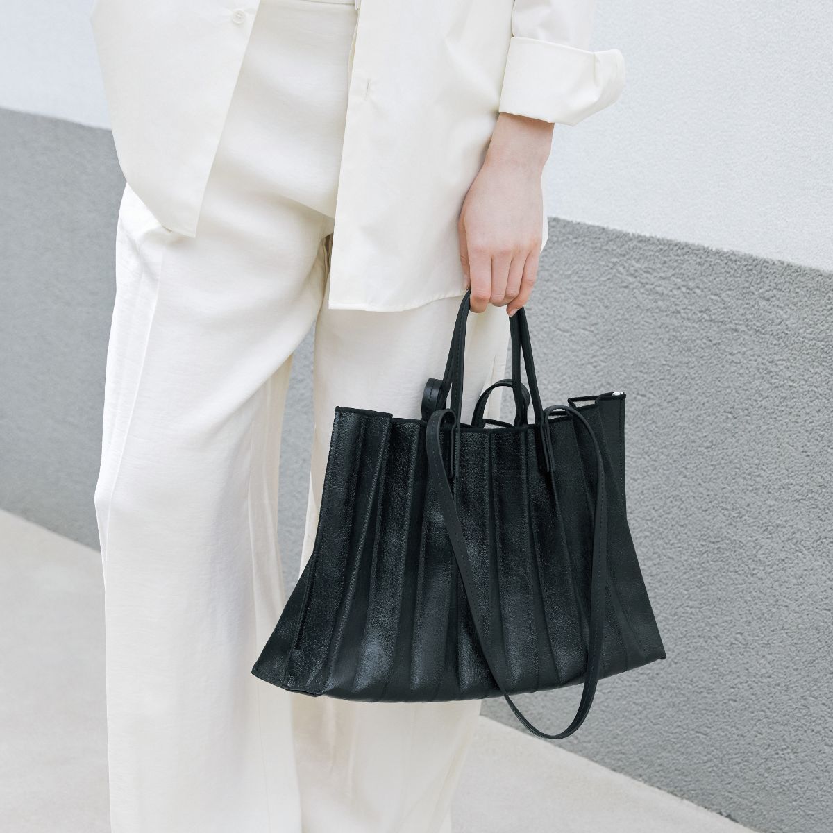 ラッキープリーツキャンバスコーテッド(L) マットブラック