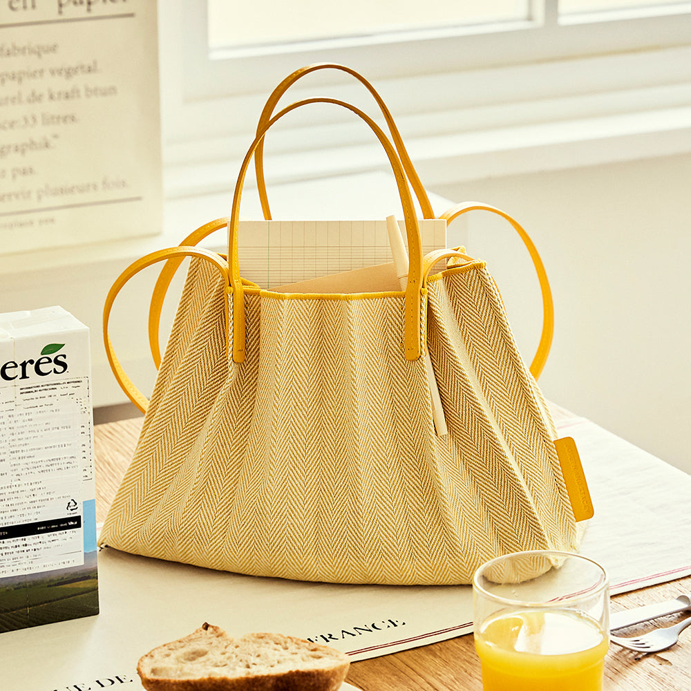 ラッキープリーツキャンバスリーフショッパー(S)サフランイエロー