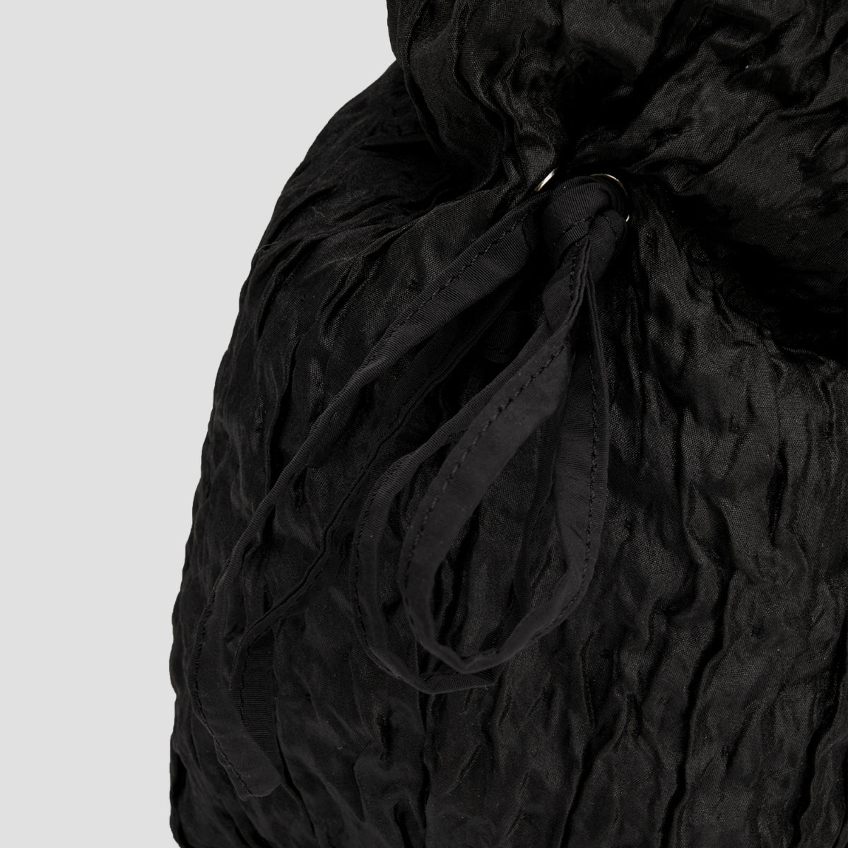 デイリーシャーリング クリンクルド<br>クロスボディバッグ