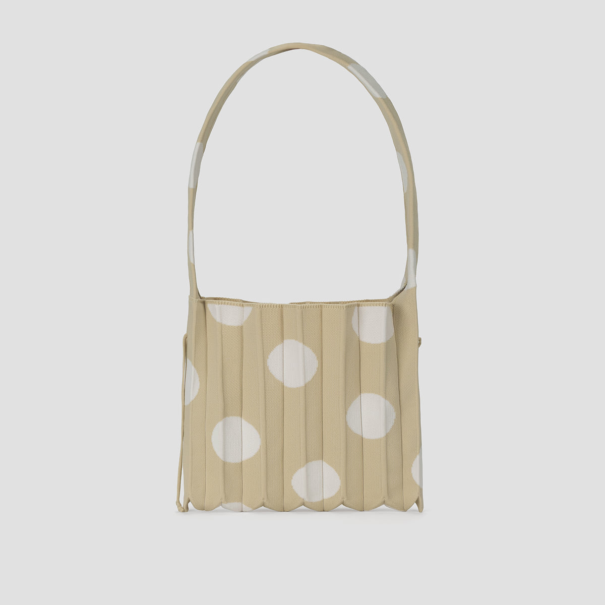 ラッキープリーツニット クロスボディ M ドット テンダーイエロー