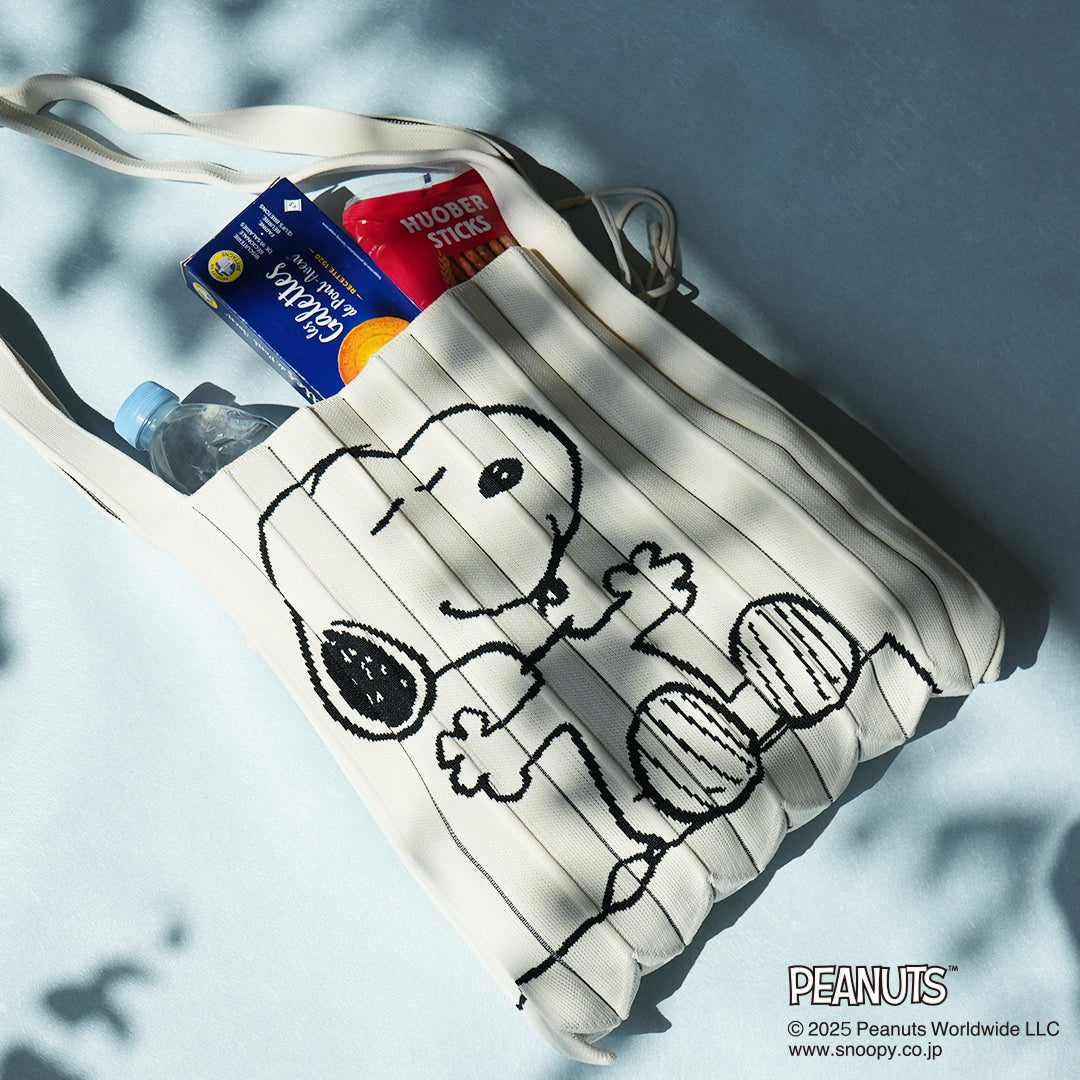 ラッキープリーツニット(M) スヌーピー&ウッドストック クリーム