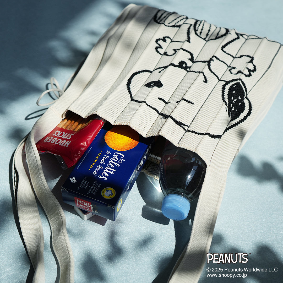 ラッキープリーツニット(M) スヌーピー&ウッドストック クリーム