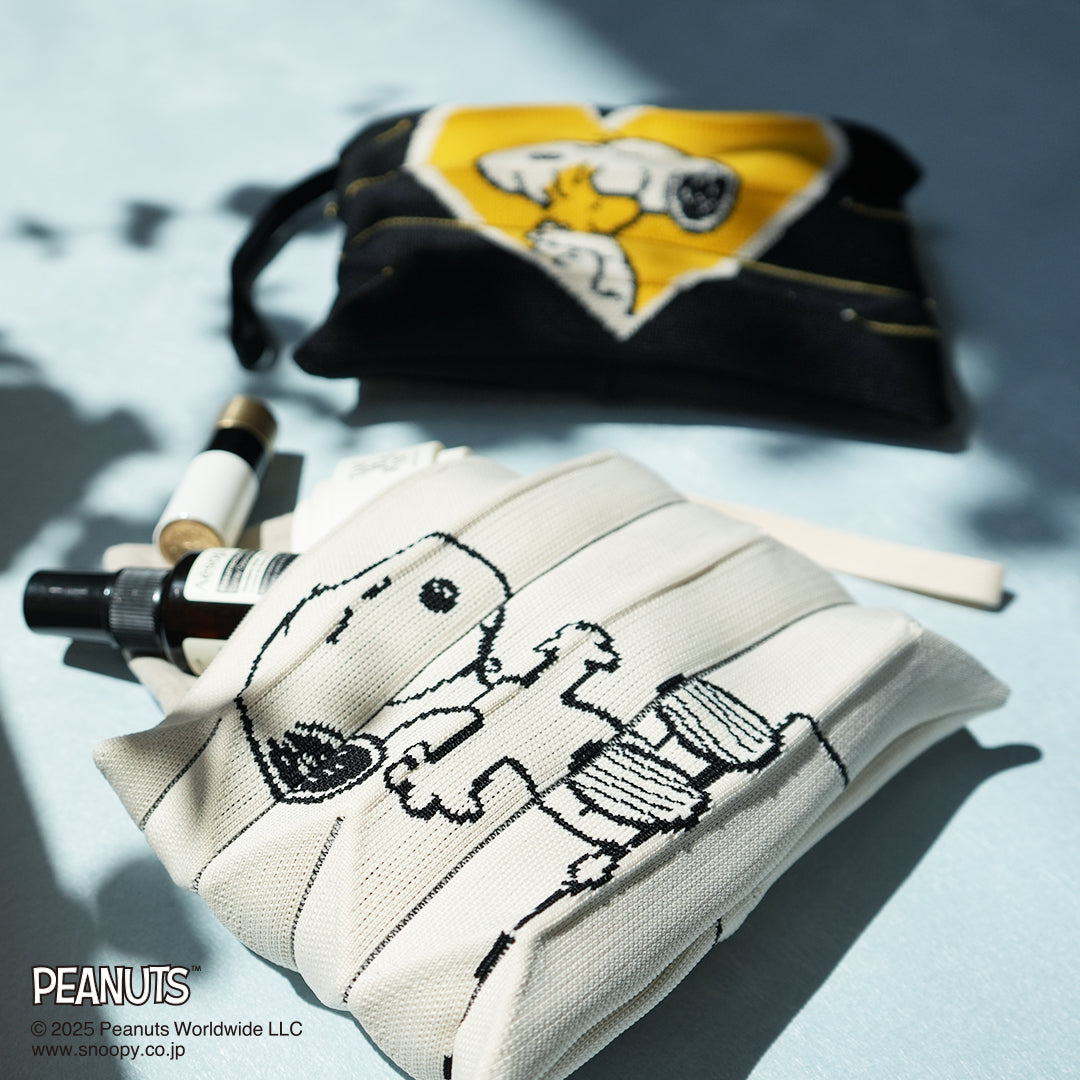 ラッキープリーツニットクラッチ スヌーピー&ウッドストック クリーム