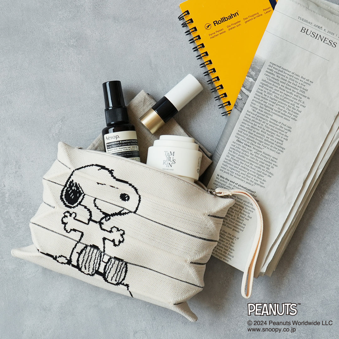 ラッキープリーツニットクラッチ スヌーピー&ウッドストック クリーム