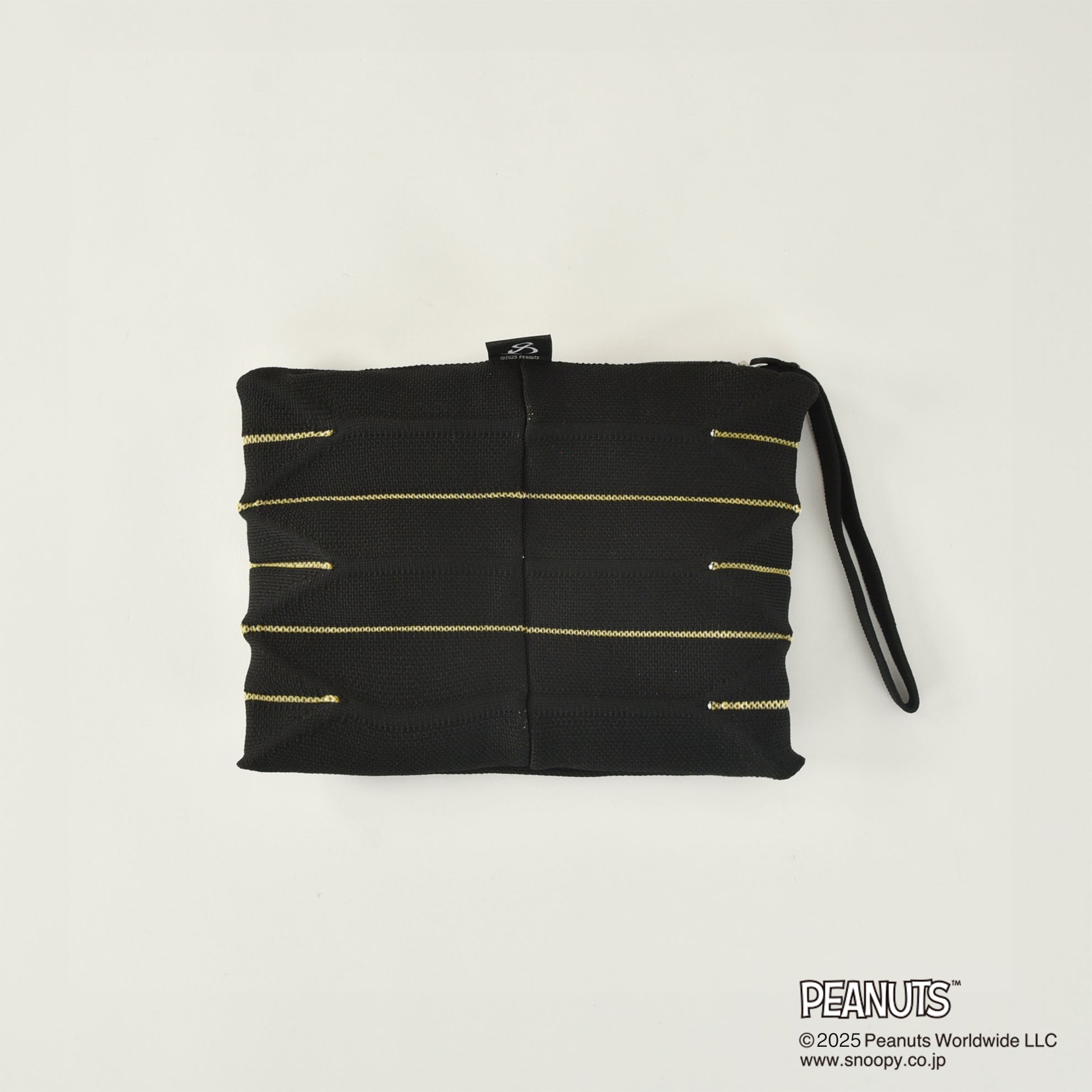 ラッキープリーツニットクラッチ ハグ ブラック