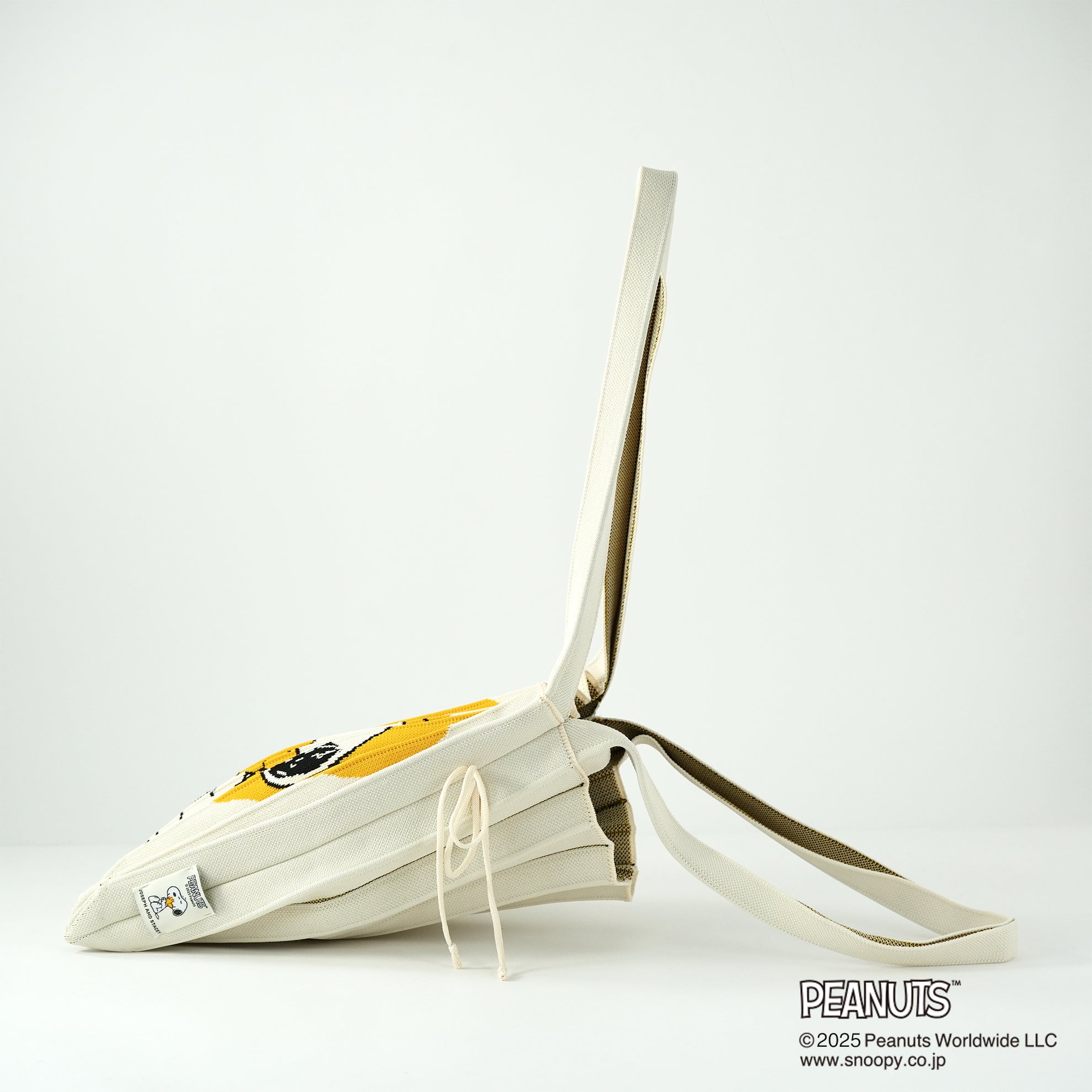 ラッキープリーツニット(M) ハグ クリーム