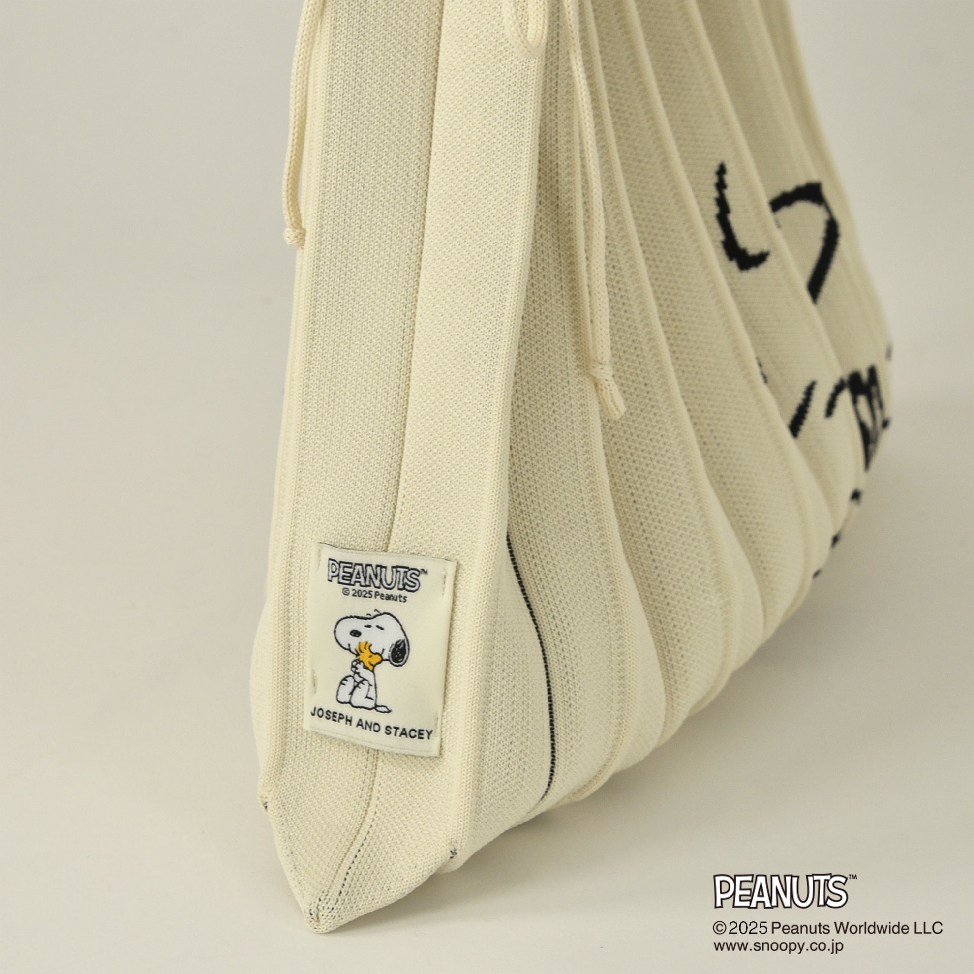 ラッキープリーツニット(M) スヌーピー&ウッドストック クリーム