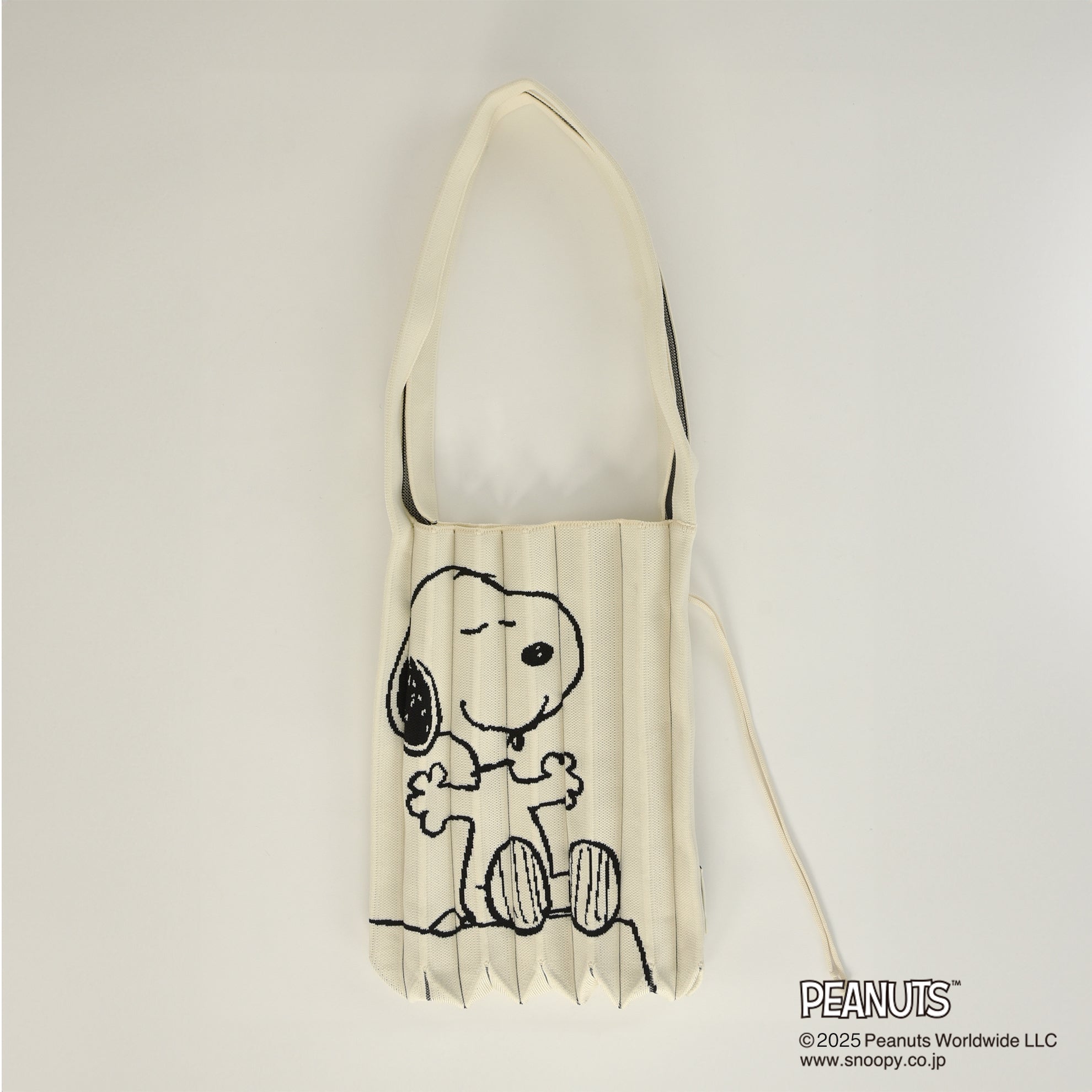 ラッキープリーツニット(M) スヌーピー&ウッドストック クリーム