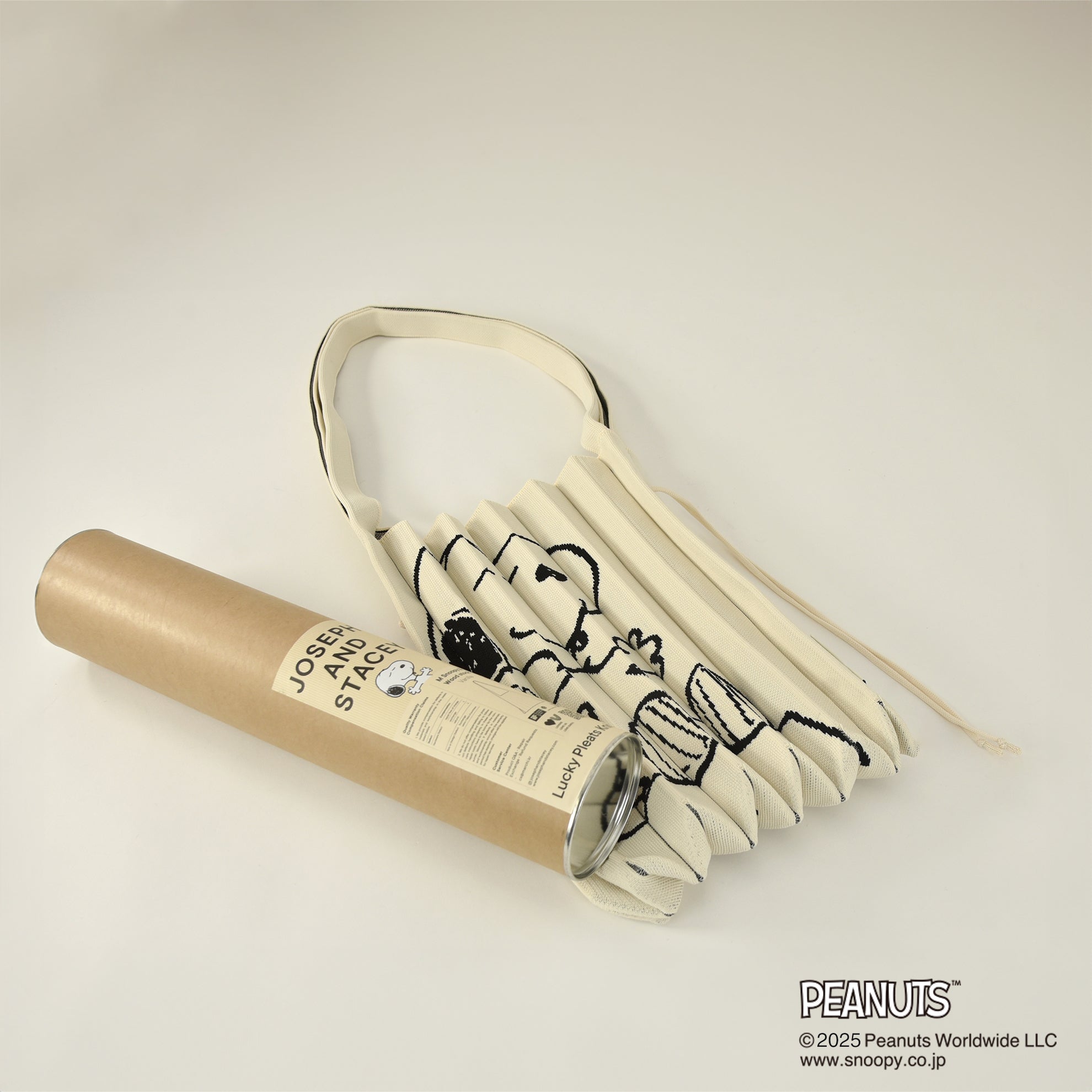 ラッキープリーツニット(M) スヌーピー&ウッドストック クリーム