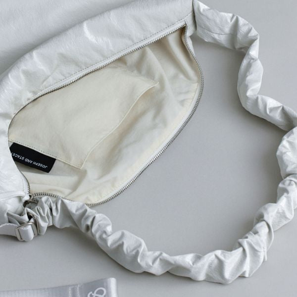 デイリーシャーリングバッグ(M)スリークホワイト