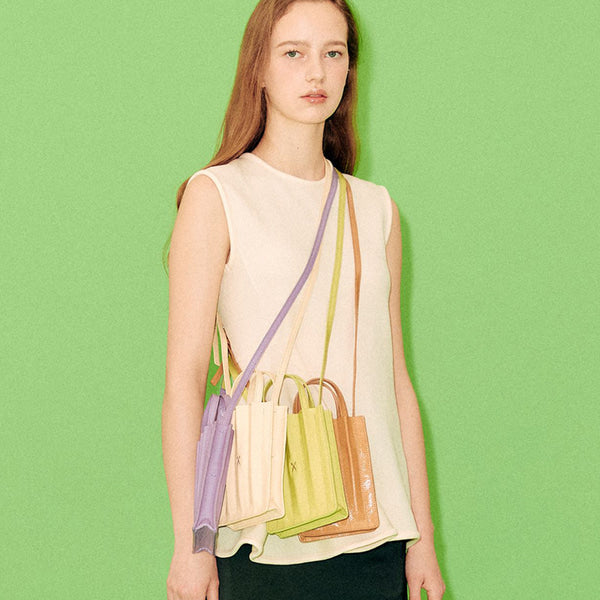 ラッキープリーツフォンバッグ チョークバイオレット