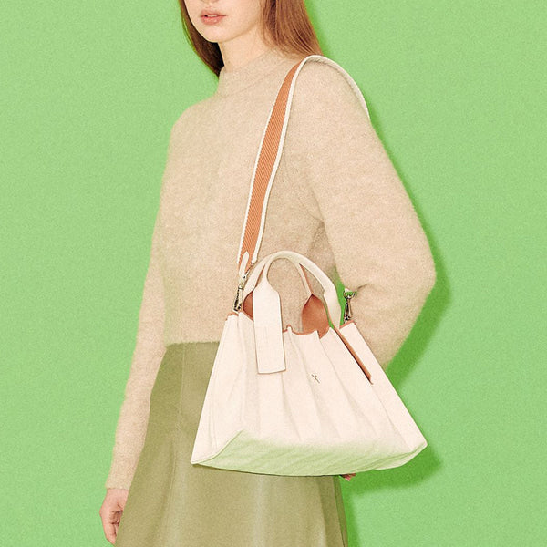 ラッキープリーツキャンバス トート(S) アイボリークリーム