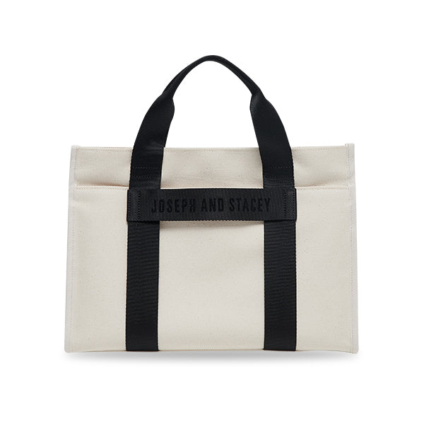 ステイシーデイトリップ マルチ キャリーバッグ(M) アイボリー