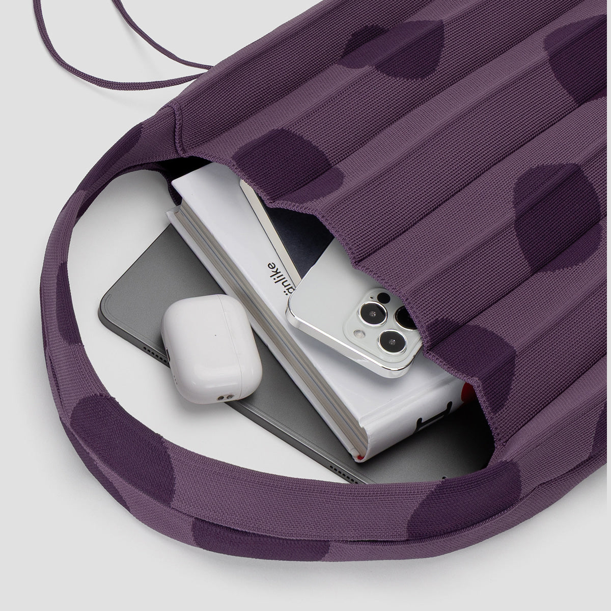 ラッキープリーツニット L ドット　グレープワイン